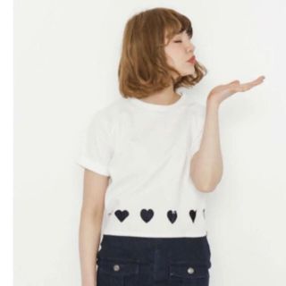 メリージェニー(merry jenny)のmerry jenny 半袖ハートくり抜きTシャツ(Tシャツ(半袖/袖なし))