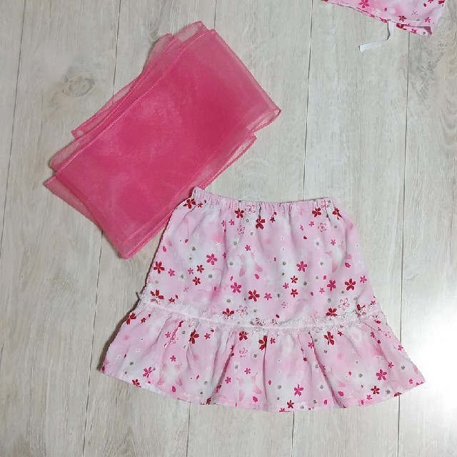 西松屋(ニシマツヤ)のmm様専用✨女児　浴衣110 キッズ/ベビー/マタニティのキッズ服女の子用(90cm~)(甚平/浴衣)の商品写真