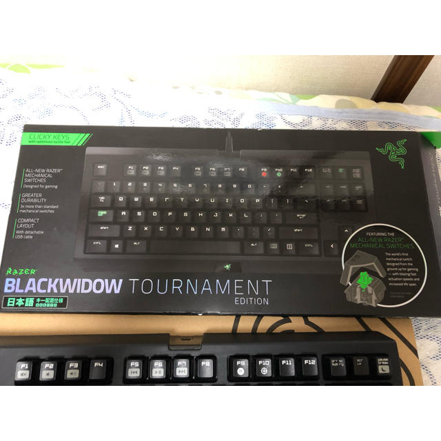 Razer BlackWidow 緑軸【ゲーミングキーボード※テンキーレス】 スマホ/家電/カメラのPC/タブレット(PC周辺機器)の商品写真