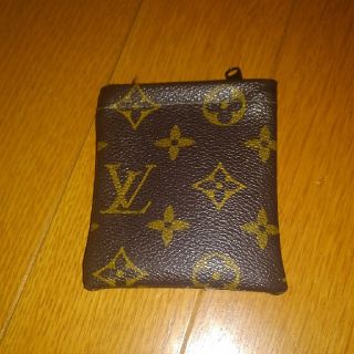 ルイヴィトン(LOUIS VUITTON)のルイヴィトン小物入れ　ハンドメイド(小物入れ)