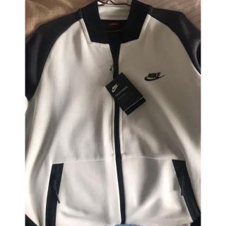 ナイキ 服 メンズジャケット アウター その他 の通販 7点 Nikeのメンズを買うならラクマ