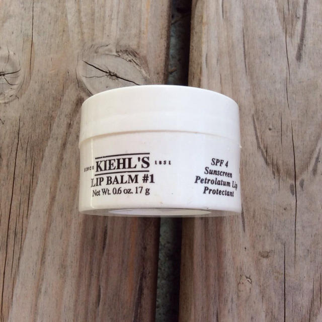 Kiehl's(キールズ)のキールズ リップバーム#1 SPF4 コスメ/美容のスキンケア/基礎化粧品(リップケア/リップクリーム)の商品写真