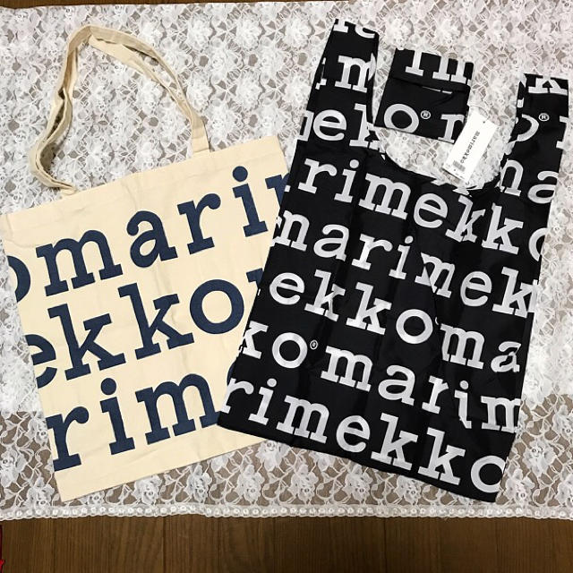 marimekko(マリメッコ)の【新品】マリメッコ ロゴトートバッグ マリロゴ エコバッグ 2点セット レディースのバッグ(エコバッグ)の商品写真