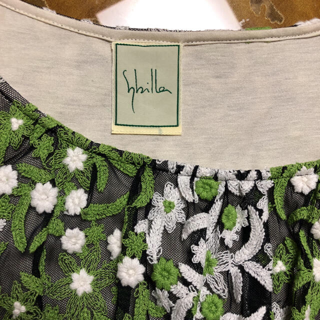Sybilla 豪華刺繍ワンピース 美品の通販 by ユーミン's shop｜シビラならラクマ - ご専用です シビラ 定番大得価
