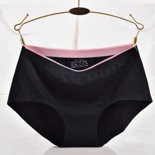 ☆新品☆パンツ 下着　シームレス　スポーツ　フィットネス　ジム　ヨガ　普段使い(その他)