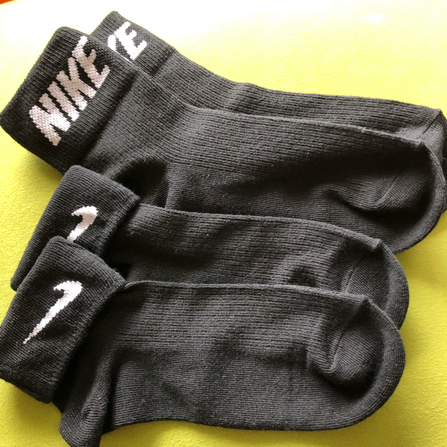 NIKE(ナイキ)の【ナイキ】 NEW‼️リバーシブル 黒 靴下 2足組 NK-3RBW レディースのレッグウェア(ソックス)の商品写真