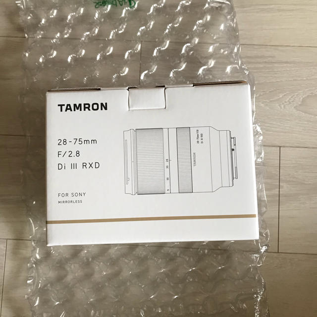 TAMRON(タムロン)の新品未開封 TAMRON 28 75 2.8 Di III RXD  A036 スマホ/家電/カメラのカメラ(ミラーレス一眼)の商品写真