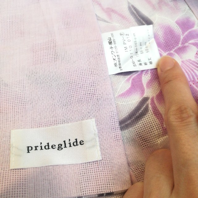 prideglide(プライドグライド)のプライドグライド　新品浴衣　定価3万円 レディースの水着/浴衣(浴衣)の商品写真