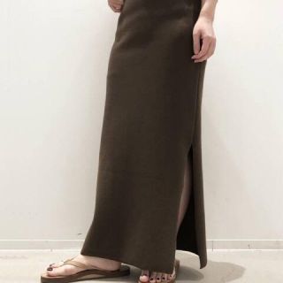 アパルトモンドゥーズィエムクラス(L'Appartement DEUXIEME CLASSE)のアパルトモン★ Side Slit スカート カーキ 34(ロングスカート)