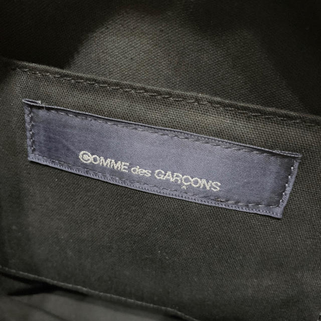 COMME des GARCONS(コムデギャルソン)の美品 コムデギャルソン 青山 レザー バッグ 台形  レディースのバッグ(ハンドバッグ)の商品写真