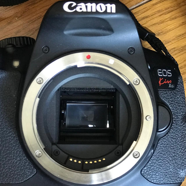 Canon(キヤノン)のCanon x6iダブルレンズ おまけ付き スマホ/家電/カメラのカメラ(デジタル一眼)の商品写真