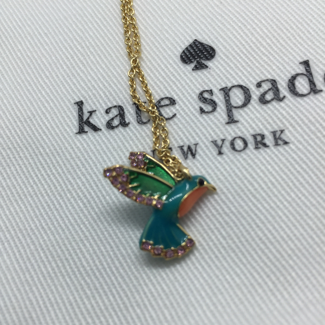 kate spade new york(ケイトスペードニューヨーク)の【新品！】ケイトスペード ハチドリ ネックレス レディースのアクセサリー(ネックレス)の商品写真