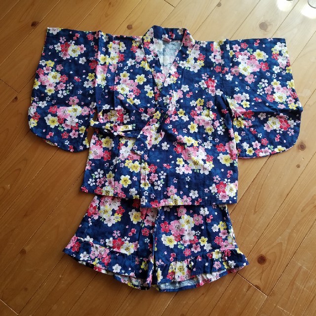 甚平 キッズ/ベビー/マタニティのキッズ服女の子用(90cm~)(甚平/浴衣)の商品写真