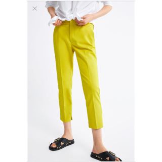 ザラ(ZARA)のxxoxi様用 新品 ZARA ザラ チノパンツ  ライム 36(カジュアルパンツ)