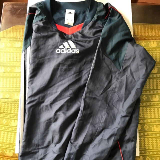 adidas(アディダス)の【のん様専用】アディダス ウィンブレ上 ジュニア150 スポーツ/アウトドアのサッカー/フットサル(ウェア)の商品写真