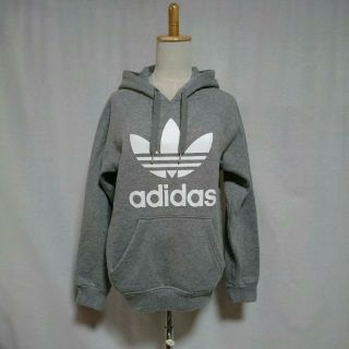 アディダス(adidas)の美品 アディダス パーカー トレフォイル グレー 灰色 M adidas(パーカー)