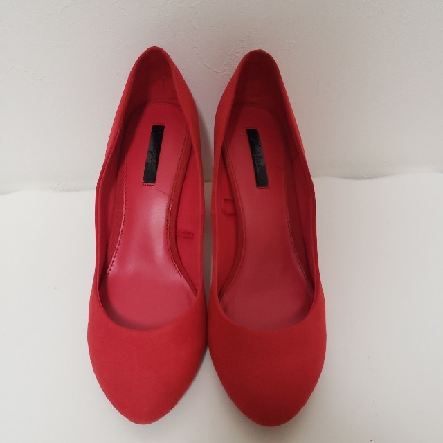 ZARA(ザラ)のパンプス　ZARA　40　26㎝　レッド(赤) レディースの靴/シューズ(ハイヒール/パンプス)の商品写真
