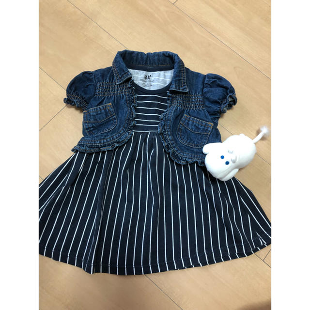 babyGAP(ベビーギャップ)のベビーギャップ H＆M ワンピース３セット＋Gジャン ４点セット キッズ/ベビー/マタニティのベビー服(~85cm)(ワンピース)の商品写真