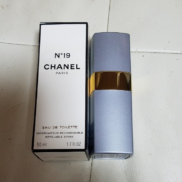 CHANEL - CHANEL N°19 PARFUM 19番 50mlの通販 by みーちゃんs shop｜シャネルならラクマ