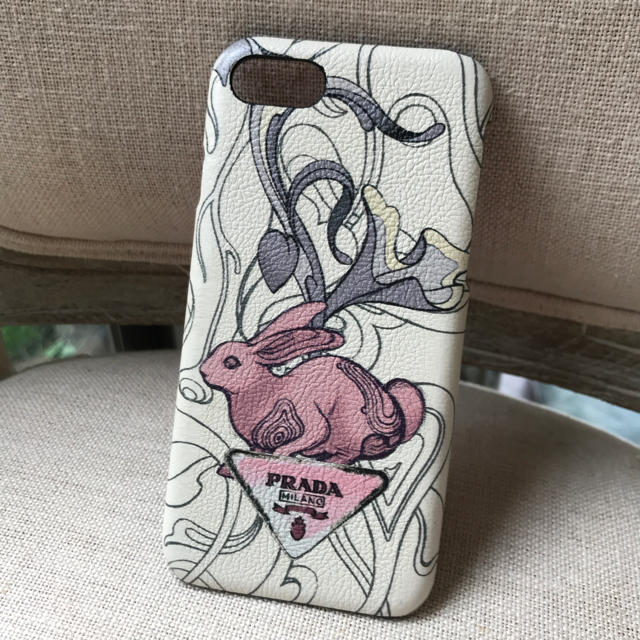 PRADA(プラダ)の【 PRADA 】iPhone ケース スマホ/家電/カメラのスマホアクセサリー(iPhoneケース)の商品写真