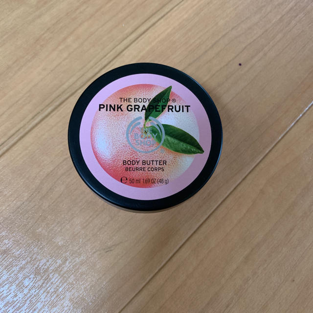 THE BODY SHOP(ザボディショップ)のボディショップ  ピンクグレープフルーツトライアングルギフト コスメ/美容のボディケア(ボディクリーム)の商品写真