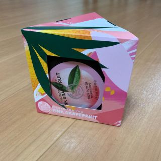 ザボディショップ(THE BODY SHOP)のボディショップ  ピンクグレープフルーツトライアングルギフト(ボディクリーム)