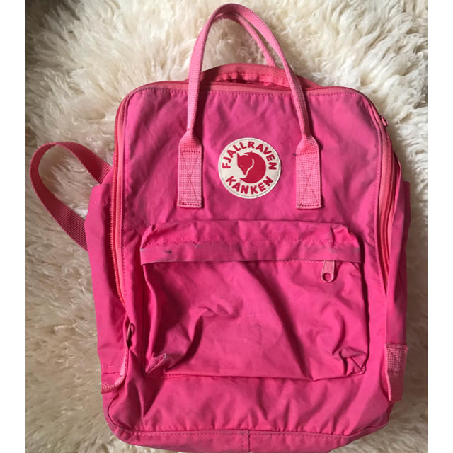 Fjall Raven Fjallraven フェールラーベン カンケン リュック 16l ビッチピンクの通販 By クローバー プロフ必読 S Shop フェールラーベンならラクマ