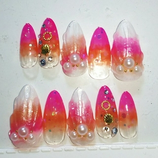 No.94 スキニーオーバル マーメイドネイル ピンク&オレンジ コスメ/美容のネイル(つけ爪/ネイルチップ)の商品写真