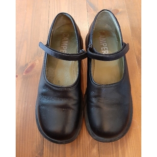 カンペール(CAMPER)のカンペール 革靴(黒）(ローファー/革靴)