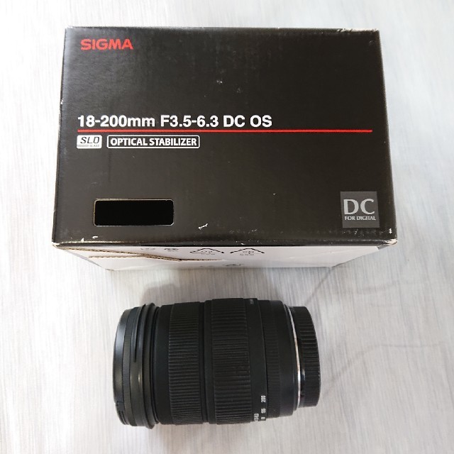 sigma  レンズ 18-200mm F3.5-6.3