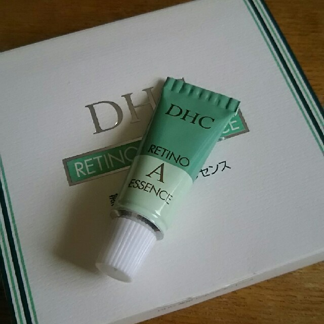 DHC(ディーエイチシー)のDHC 薬用レチノAエッセンス コスメ/美容のスキンケア/基礎化粧品(アイケア/アイクリーム)の商品写真