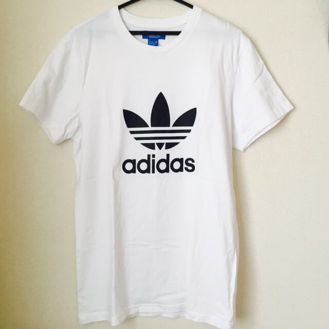 adidas(アディダス)のadidas bigTシャツ 白 メンズのトップス(Tシャツ/カットソー(半袖/袖なし))の商品写真