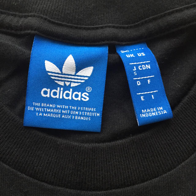 adidas(アディダス)のadidasメンズTシャツ Sサイズ メンズのトップス(Tシャツ/カットソー(半袖/袖なし))の商品写真