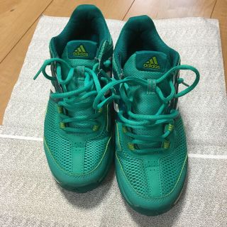 アディダス(adidas)の【ちゃこさま専用】addidas テニスシューズ 23.5 レディース(シューズ)