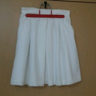 レストローズ(L'EST ROSE)のレストローズ 白 スカート(ひざ丈スカート)