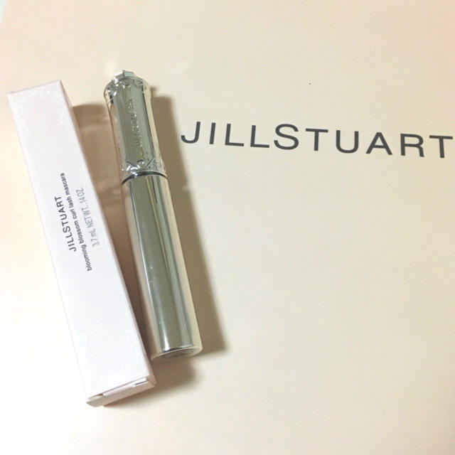 JILLSTUART(ジルスチュアート)の未使用 ブルーミングブロッサム マスカラ ジルスチュアート コスメ/美容のベースメイク/化粧品(マスカラ)の商品写真