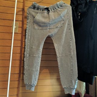 ザラキッズ(ZARA KIDS)のzara スウェットパンツ　140(パンツ/スパッツ)