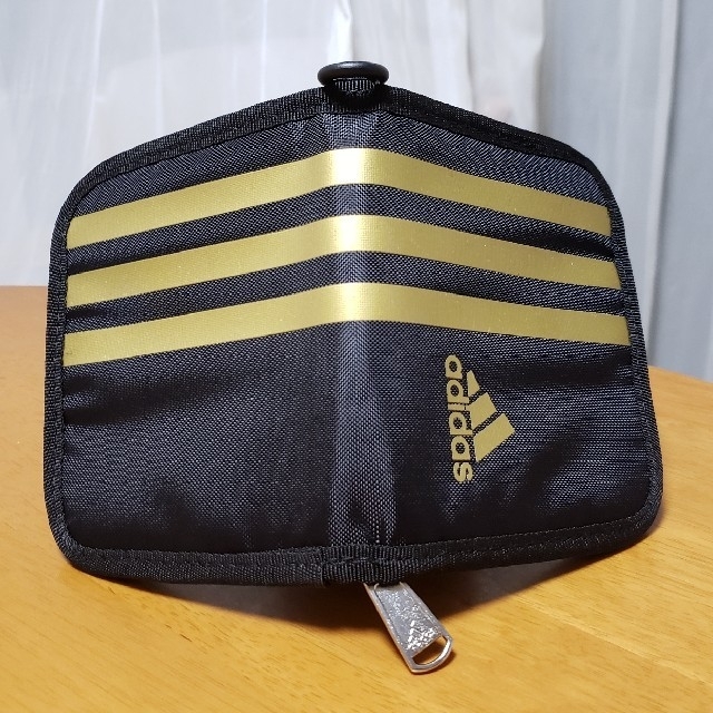 adidas(アディダス)のアディダス財布 キッズ/ベビー/マタニティのこども用ファッション小物(財布)の商品写真