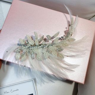 ヴェラウォン(Vera Wang)の【美品】maisonchouchou ヘッドドレス(ヘッドドレス/ドレス)