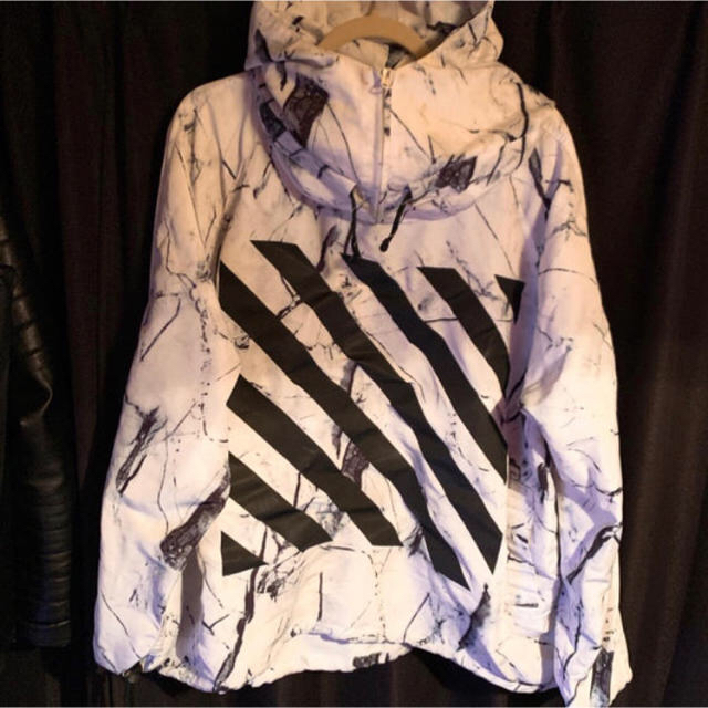 Off-White ナイロンジャケット Off-White ナイロンジャケット
