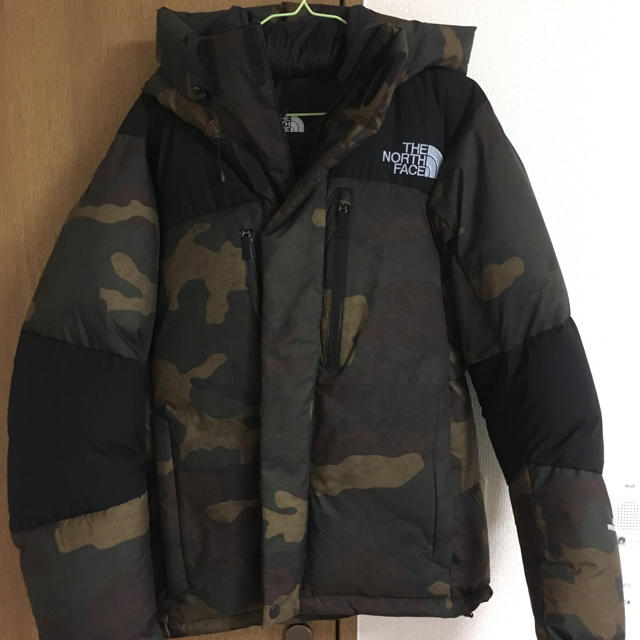 THE NORTH FACE(ザノースフェイス)のTHE  NORTH  FACE  バルトロライトジャケット  ノースフェイス メンズのジャケット/アウター(ダウンジャケット)の商品写真