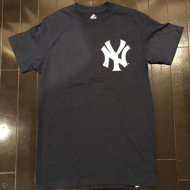 Majestic(マジェスティック)のイチロー Tシャツ ヤンキース スポーツ/アウトドアの野球(記念品/関連グッズ)の商品写真
