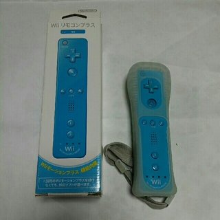ウィー(Wii)のWii　リモコンとヌンチャク(家庭用ゲーム機本体)