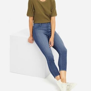 ユニクロ(UNIQLO)のUNIQLO ウルトラストレッチデニムクロップドレギンスパンツ(デニム/ジーンズ)