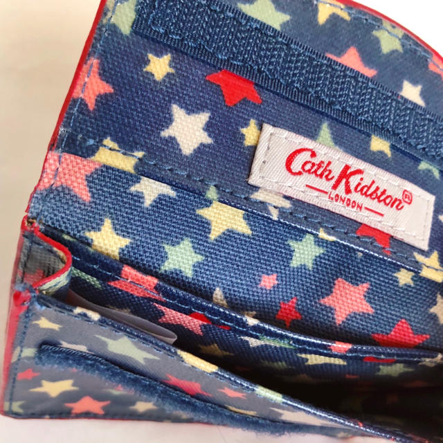 Cath Kidston(キャスキッドソン)のCath Kidston 星柄 フラットポーチ&パスケース レディースのファッション小物(ポーチ)の商品写真