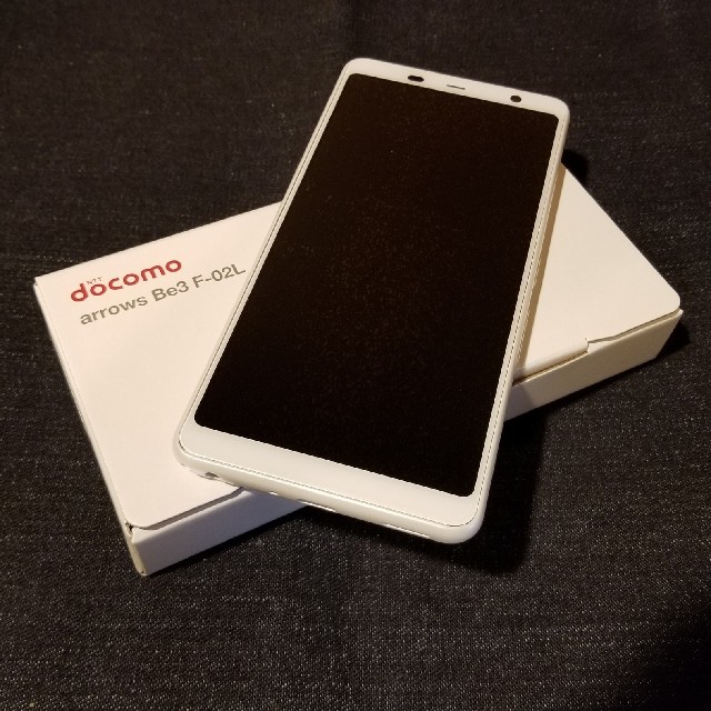 富士通(フジツウ)の【SIMフリー/新品未使用】docomo arrows Be3 F-02L/W スマホ/家電/カメラのスマートフォン/携帯電話(スマートフォン本体)の商品写真