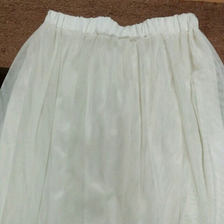 ページボーイ(PAGEBOY)の白チュールスカート♡(ひざ丈スカート)