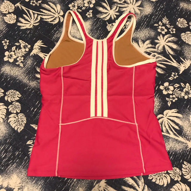 adidas(アディダス)のadidas水着160超美品 キッズ/ベビー/マタニティのキッズ服女の子用(90cm~)(水着)の商品写真