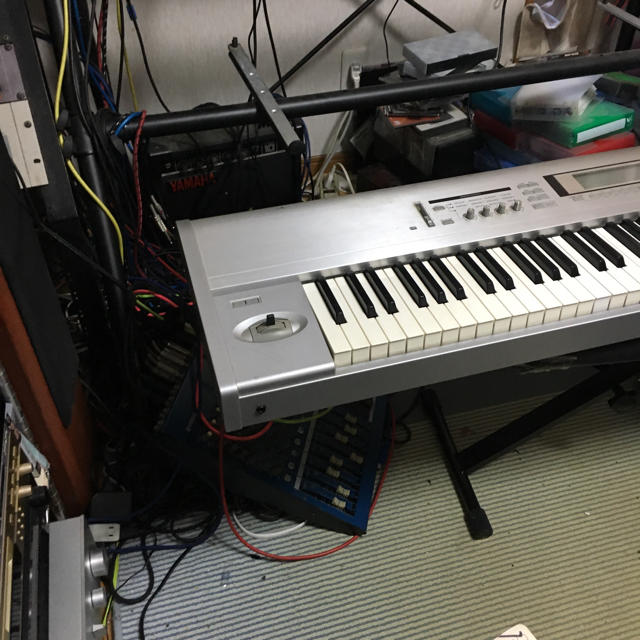 KORG TRITON LE 88鍵盤 シンセサイザー