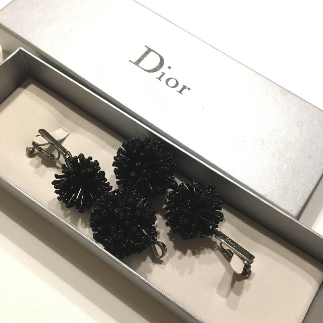 Dior♡ビーズイヤリング